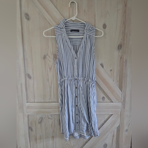 A&F Dress - Picture 2 of 6